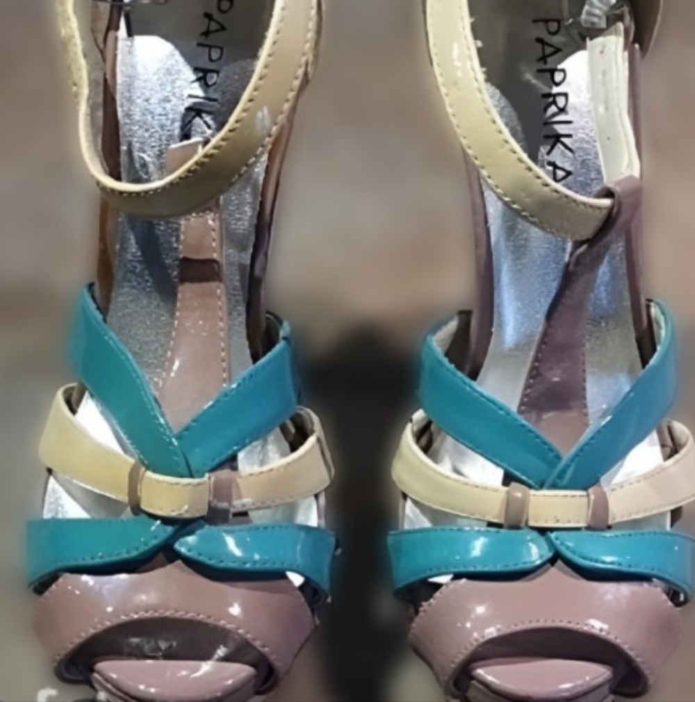 #0126 Paprika Blue and Cream Strappy Heels